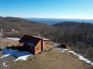 158 S T Ln #F, Fancy Gap, VA 24328