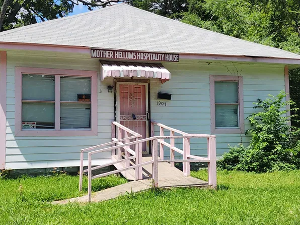 1907 W 13th Ave, Pine Bluff, AR 71603