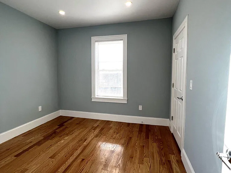 73 Winchester St #3 — Photo 9