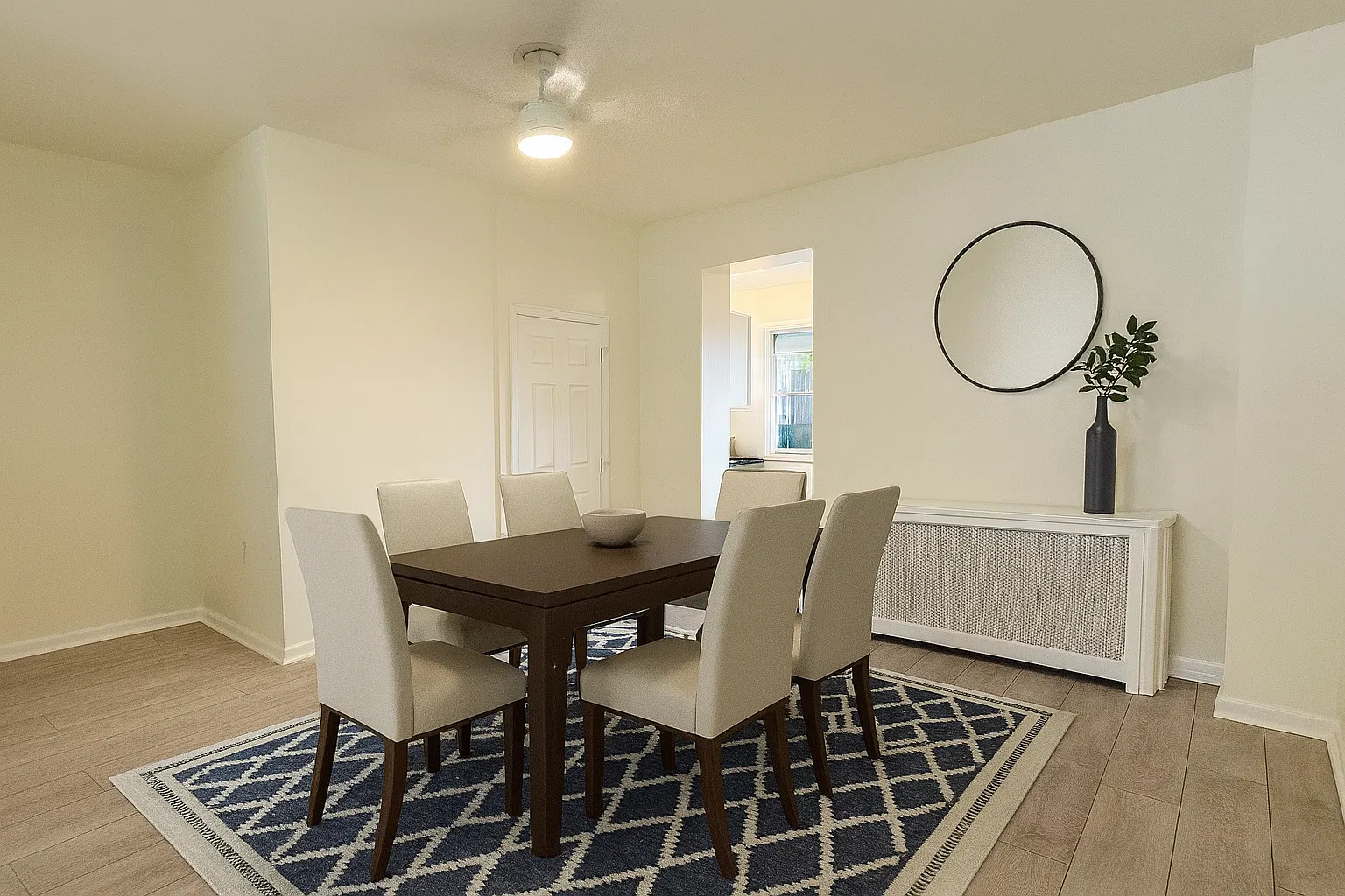 4 bed, 2160 sqft, $3,100 — Photo 3