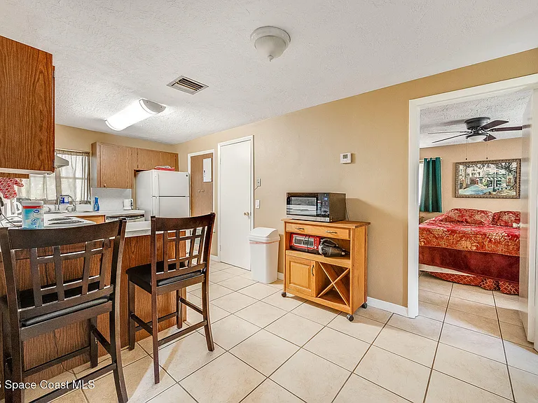 108 Avenue D E — Photo 11