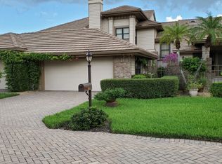 4018 Crayton Rd, Naples, FL 34103