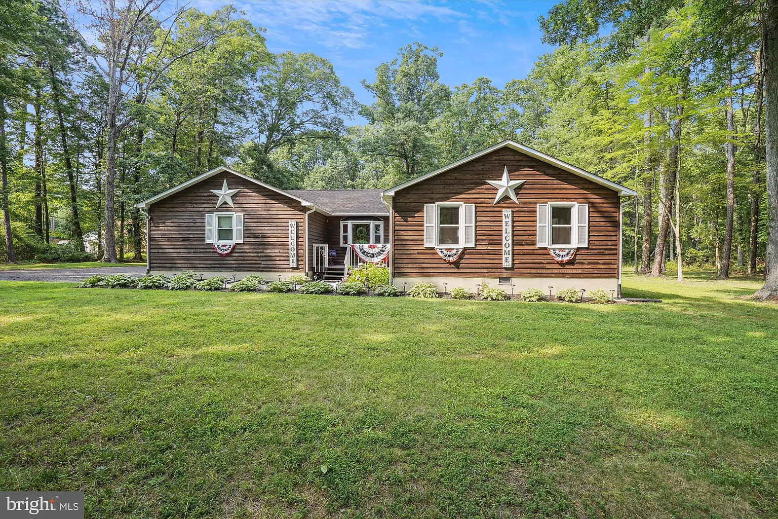 203 Petinot Dr photo 1