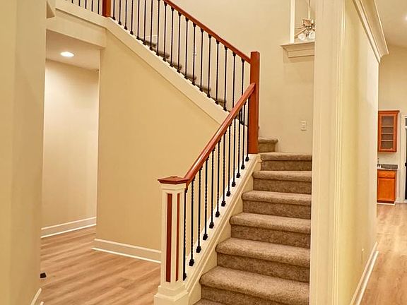 5th image of 18820 SE Alicia Cir