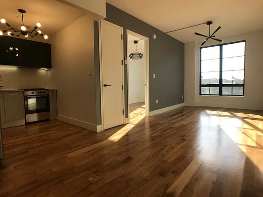 Rented by City Vista Inc | media 22