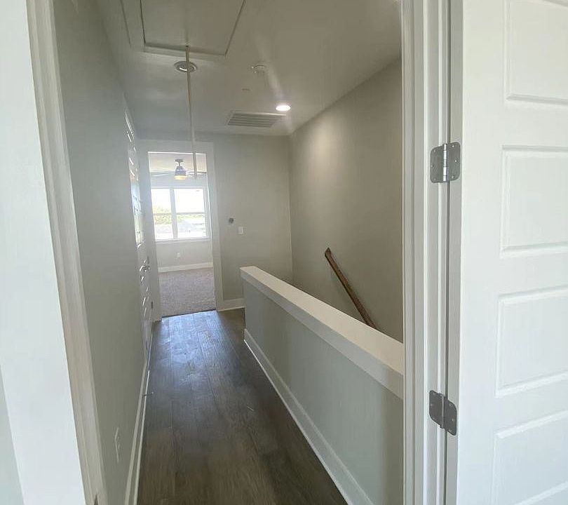 1st image of 309 N Mill St