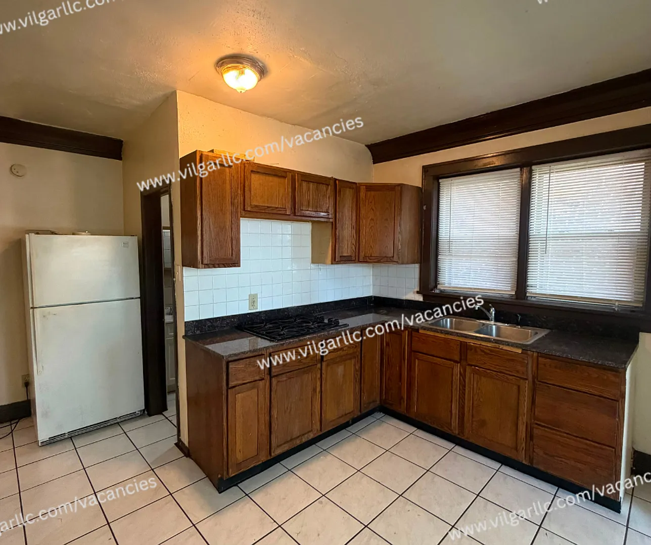 4013 Pulaski St — Photo 3