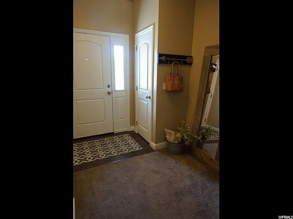 4th image of 3254 W Desert Lily Dr