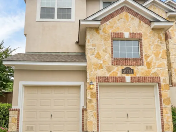21335 La Pena Dr, San Antonio, TX 78258