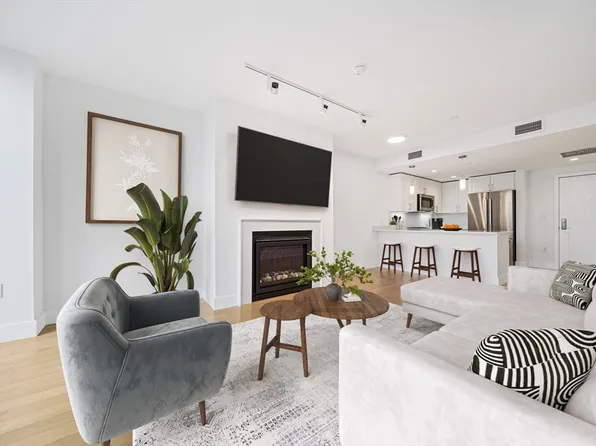 7 Beech St #319, Cambridge, MA 02140