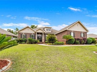 2326 Fernwood Loop W, Semmes, AL 36575