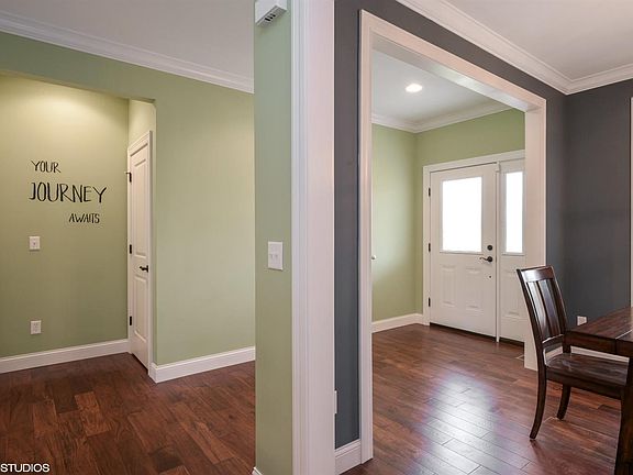 4th image of 3455 Badger Ct
