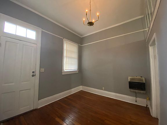 2nd image of 2223 N Prieur St