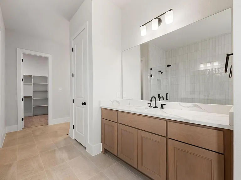 1222 Crown Forest Dr — Photo 18