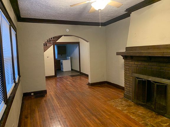 4th image of 5261 N College Ave