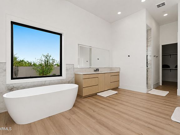 5th image of 5580 E EL SENDERO Drive