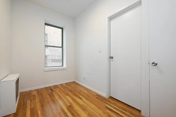 Rented by REAL New York | media 20