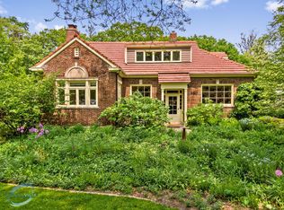 380 Fairbank Rd, Riverside, IL 60546