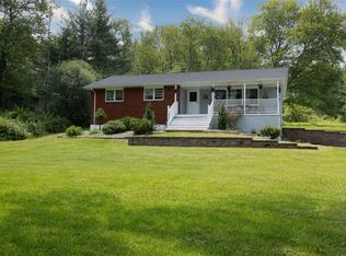 52 Old Chester Rd, Goshen, NY 10924