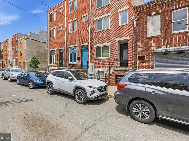 2313 Ellsworth St — Photo 3