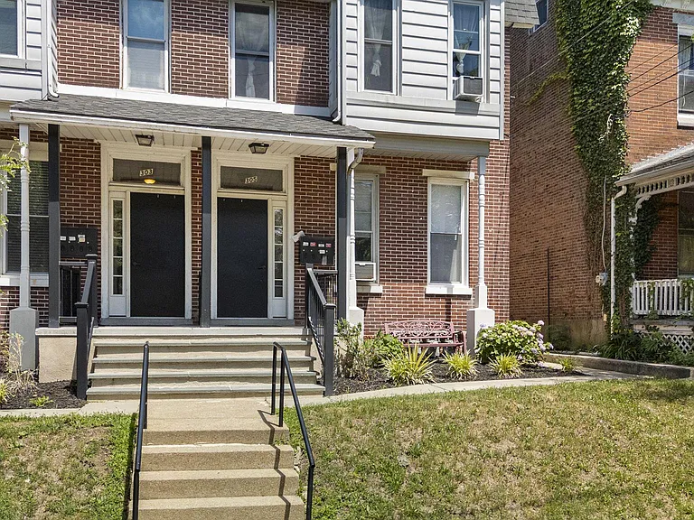 305 Main St #5 — Photo 26