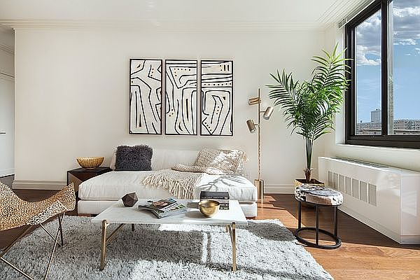1st image of 200 E 82nd St #6F