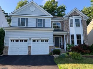 54 Helms Mill Rd, Hackettstown, NJ 07840