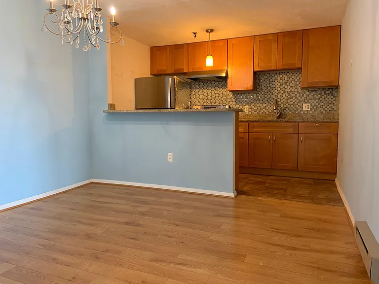 115 W Squantum St #802 — Photo 7