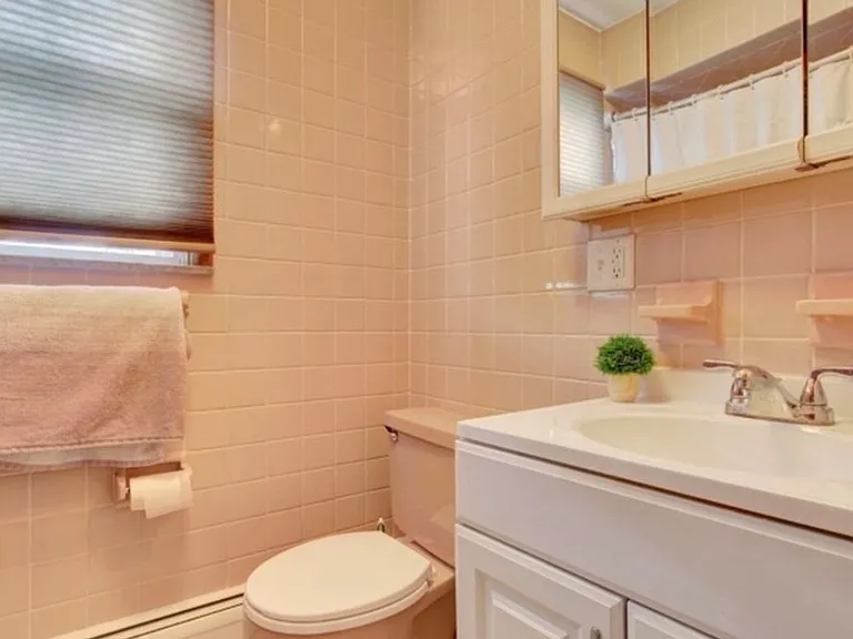 25 Linden St — Photo 8