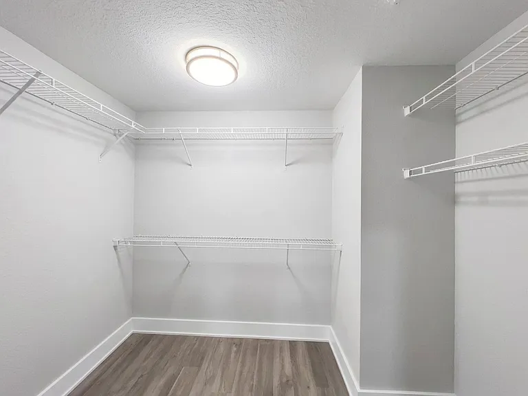 23640 Walden Center Dr #206 — Photo 14