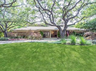 5947 Club Oaks Dr, Dallas, TX 75248