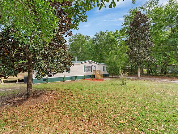 3rd image of 546 Pauline Dr
