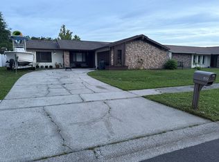 819 Pebblewood Dr, Brandon, FL 33511