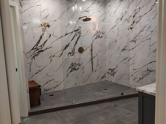 Master Bath shower area (it is huge)