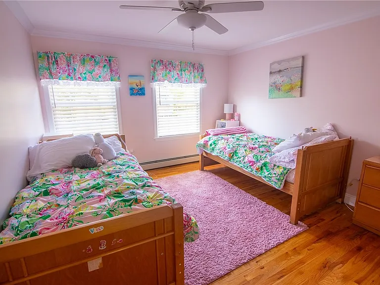 25 Sycamore Dr — Photo 11