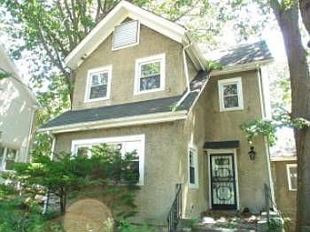 1st image of 11 Magnolia Ave