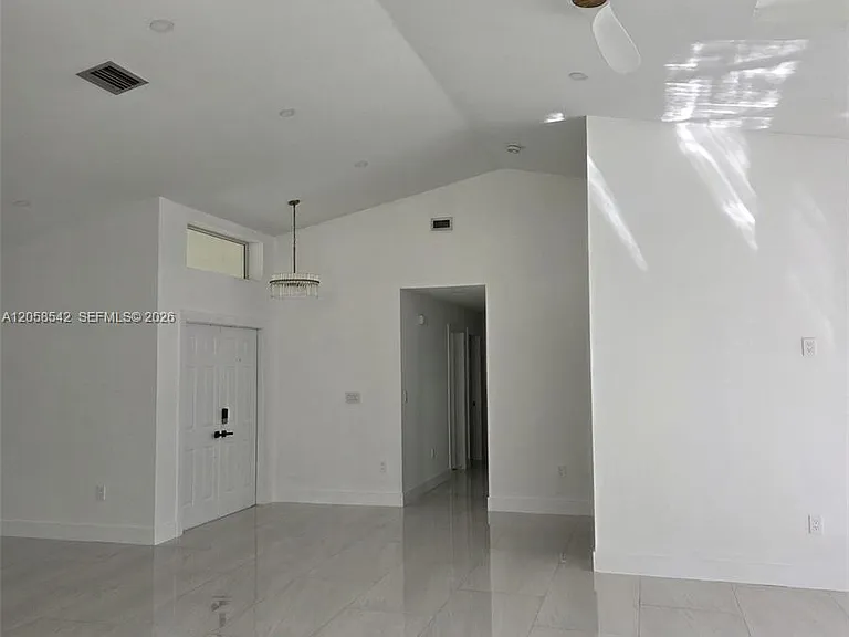 19640 NW 87th Pl — Photo 14
