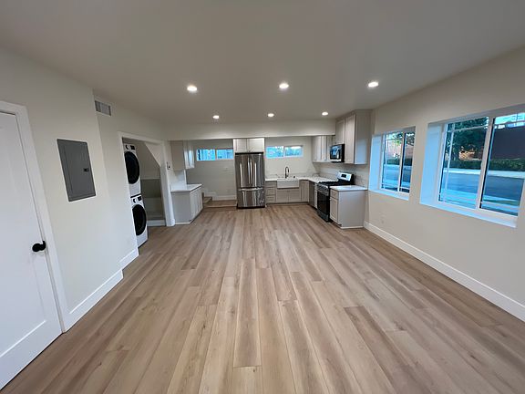 2nd image of 3922 W 183rd St #3920