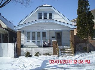 2433 S 11th St, Milwaukee, WI 53215