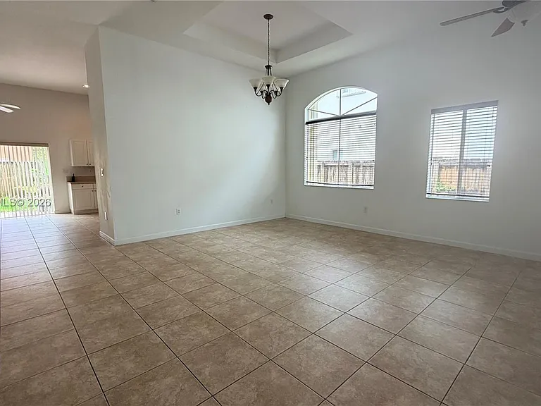 9468 SW 221st Ln — Photo 6