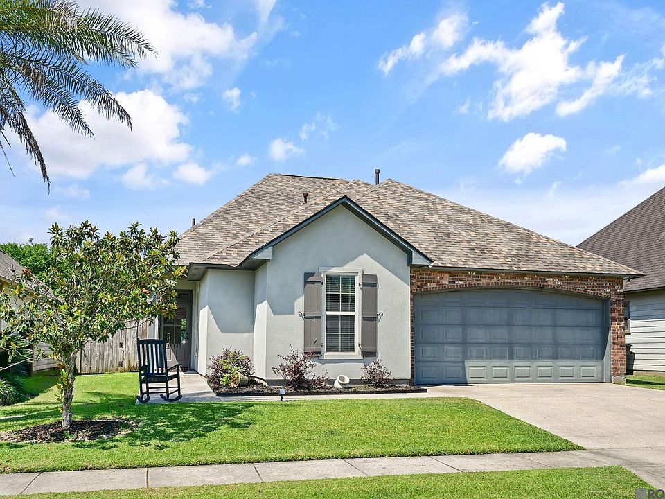 1st image of 15145 Wax Myrtle Ave