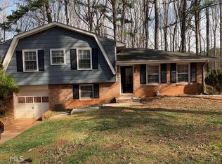 6894 Knollwood Dr, Morrow, GA 30260