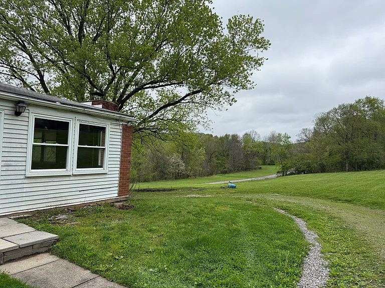 400 Merwin Rd — Photo 12