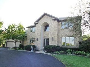 1209 Woodview Dr, Prospect Heights, IL 60070
