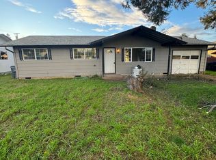 5040 E St APT 19, Springfield, OR 97478