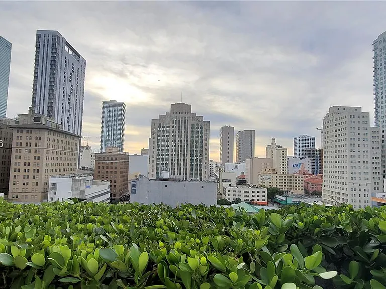 50 Biscayne Blvd #5202 — Photo 42