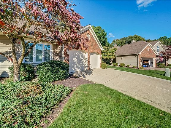 2nd image of 115 Ambleside Way
