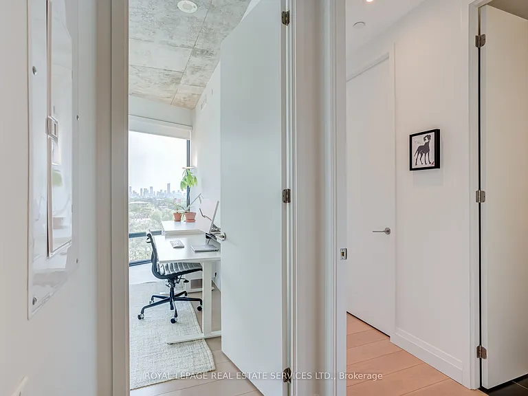 383 Sorauren Ave #Penthouse 09 — Photo 21