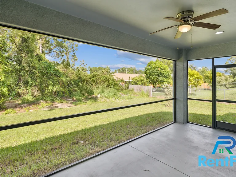 5038 Locke Ln #1 — Photo 7
