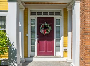 235 Main St UNIT 1, Norwich, VT 05055